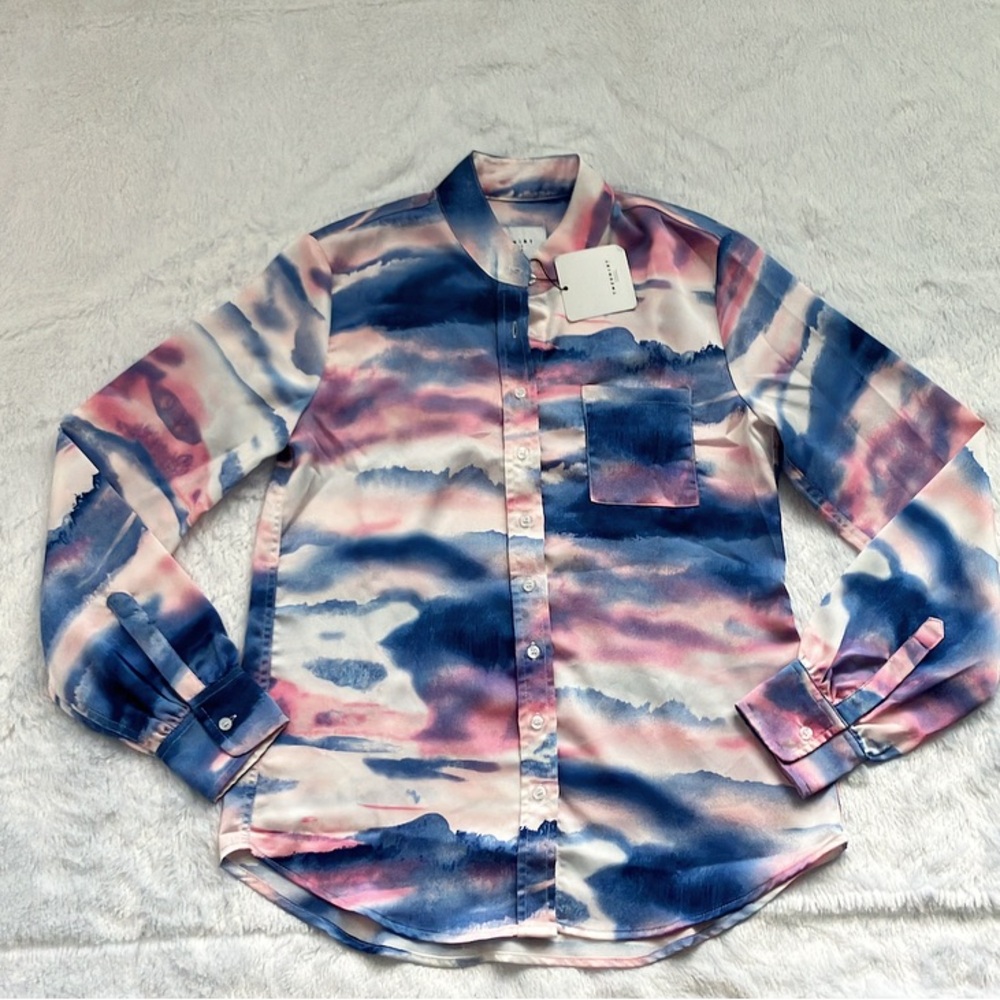 New With Tags The Shirt Rochelle Behrens Abstract Tie Dye Button Down Blouse